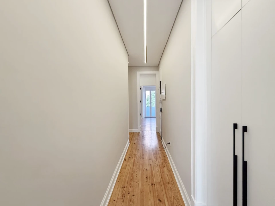 Apartamento T3 para Venda em Areeiro Foto 23