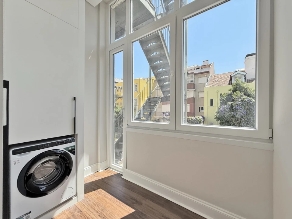 Apartamento T3 para Venda em Areeiro Foto 47