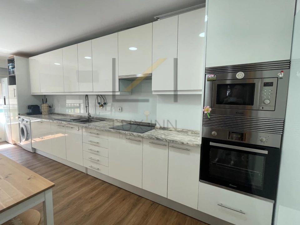 Apartamento T3 para Venda em Queluz e Belas Foto 16