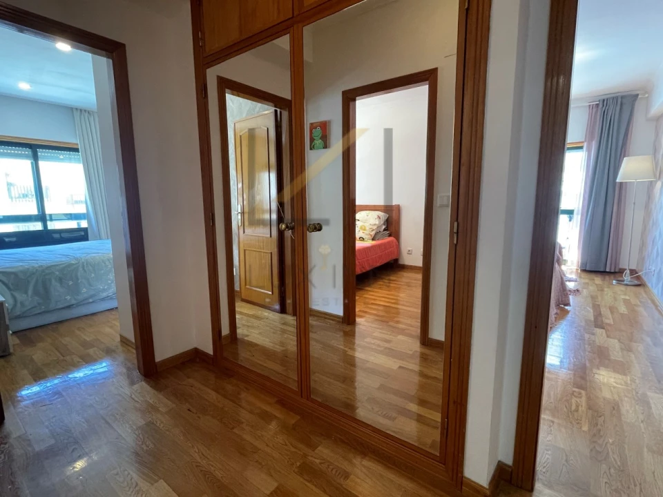 Apartamento T3 para Venda em Queluz e Belas Foto 29
