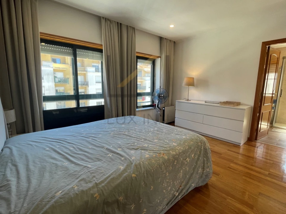 Apartamento T3 para Venda em Queluz e Belas Foto 34