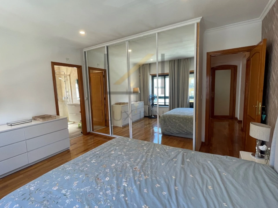 Apartamento T3 para Venda em Queluz e Belas Foto 36