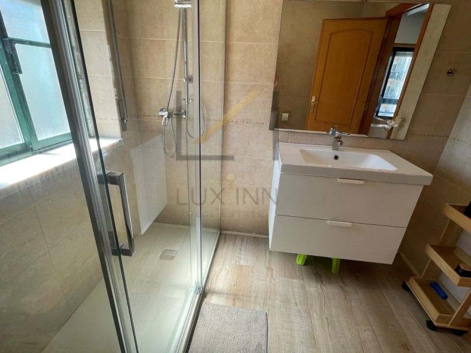 Apartamento T3 para Venda em Queluz e Belas Foto 43