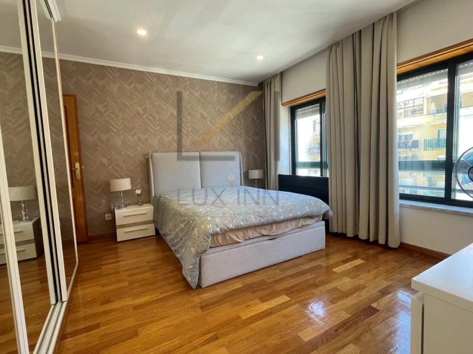 Apartamento T3 para Venda em Queluz e Belas Foto 44