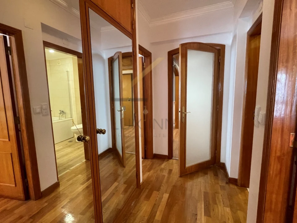 Apartamento T3 para Venda em Queluz e Belas Foto 45
