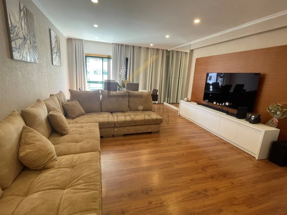 Apartamento T3 para Venda em Queluz e Belas Foto 11
