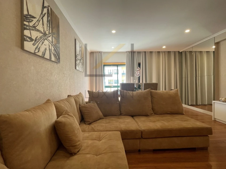 Apartamento T3 para Venda em Queluz e Belas Foto 14