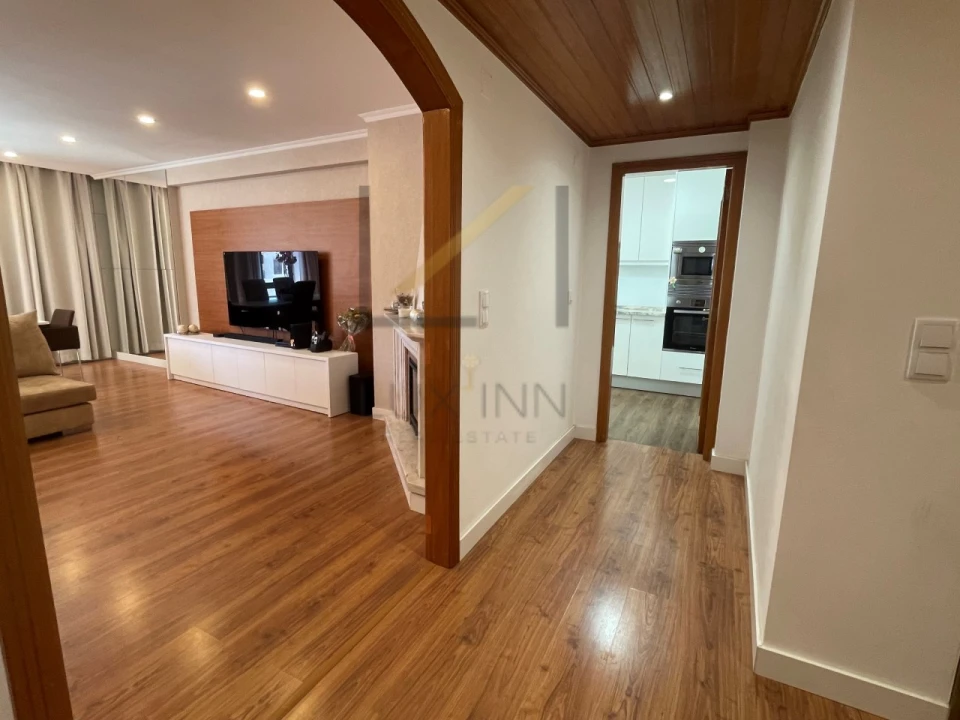 Apartamento T3 para Venda em Queluz e Belas Foto 46