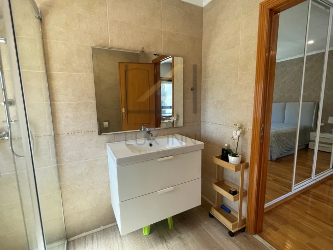 Apartamento T3 para Venda em Queluz e Belas Foto 42