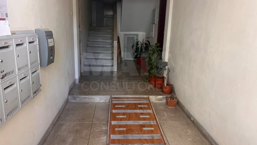 Apartamento T2 para Venda em Benfica Foto 10