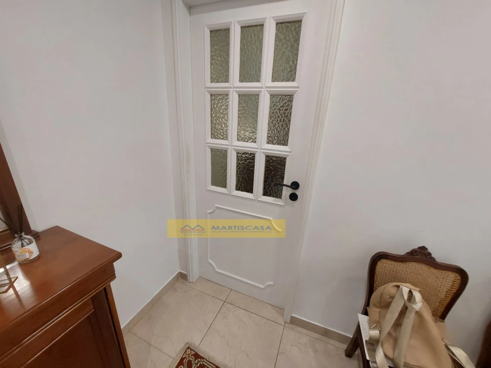 Apartamento T2 para Venda em Carcavelos e Parede Foto 12