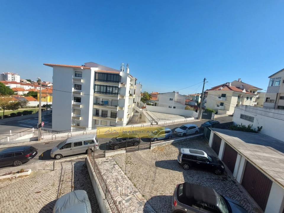 Apartamento T2 para Venda em Carcavelos e Parede Foto 21