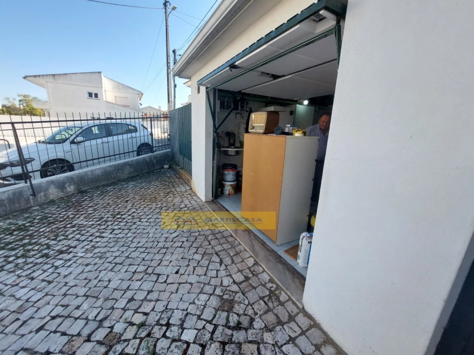 Apartamento T2 para Venda em Carcavelos e Parede Foto 35