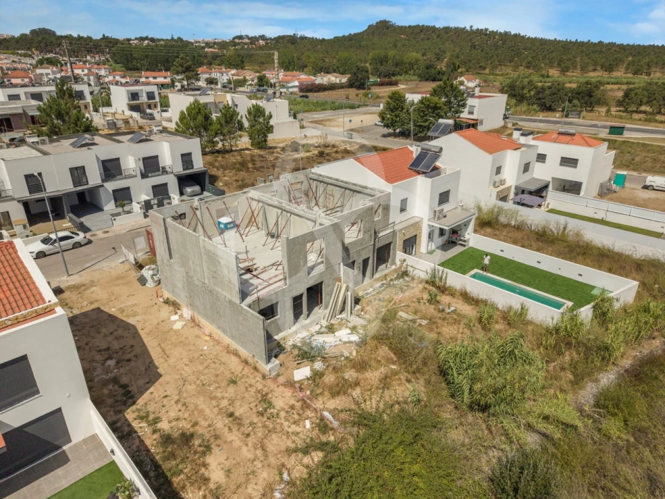Moradia T3 para Venda em Sesimbra (Castelo) Foto 9