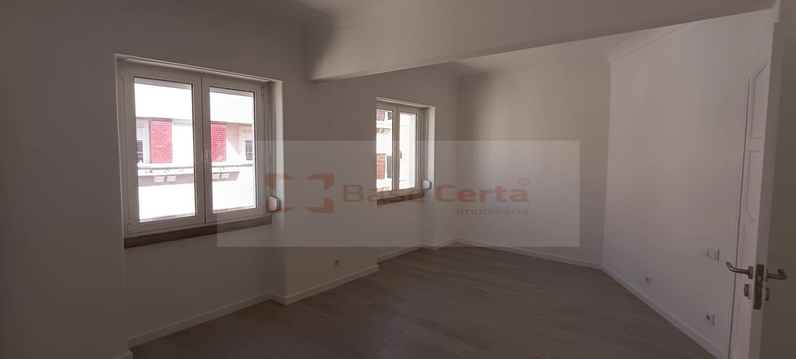 Apartamento T1 para Venda em São Vicente Foto 17