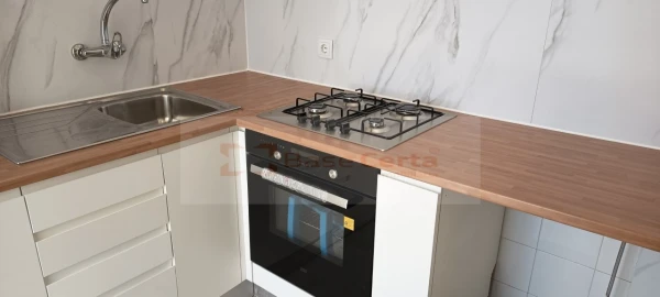 Apartamento T1 para Venda em São Vicente