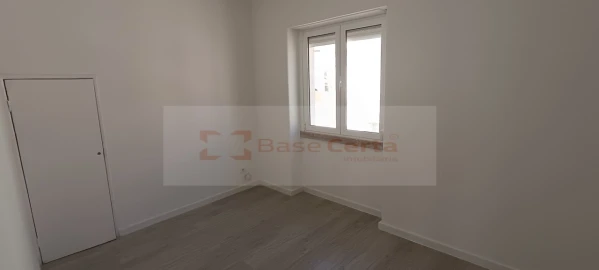 Apartamento T1 para Venda em São Vicente