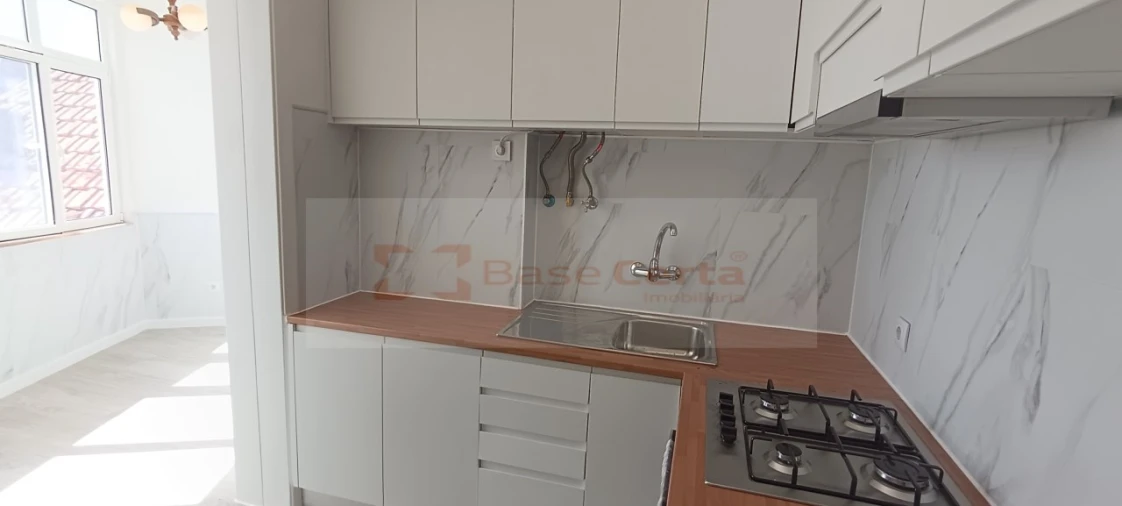 Apartamento T1 para Venda em São Vicente Foto 23