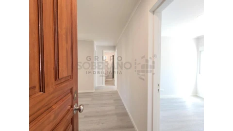 Apartamento T3 para Venda em Laranjeiro e Feijó