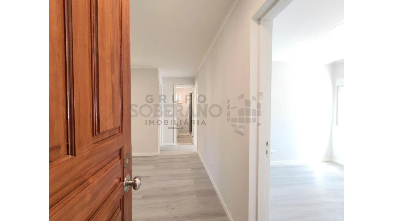 Apartamento T3 para Venda em Laranjeiro e Feijó Foto 14