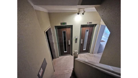 Apartamento T2 para Venda em Oeiras e São Julião da Barra, Paço de Arcos e Caxias