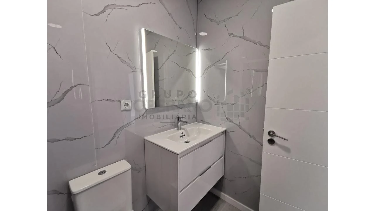 Apartamento T2 para Venda em Oeiras e São Julião da Barra, Paço de Arcos e Caxias Foto 17