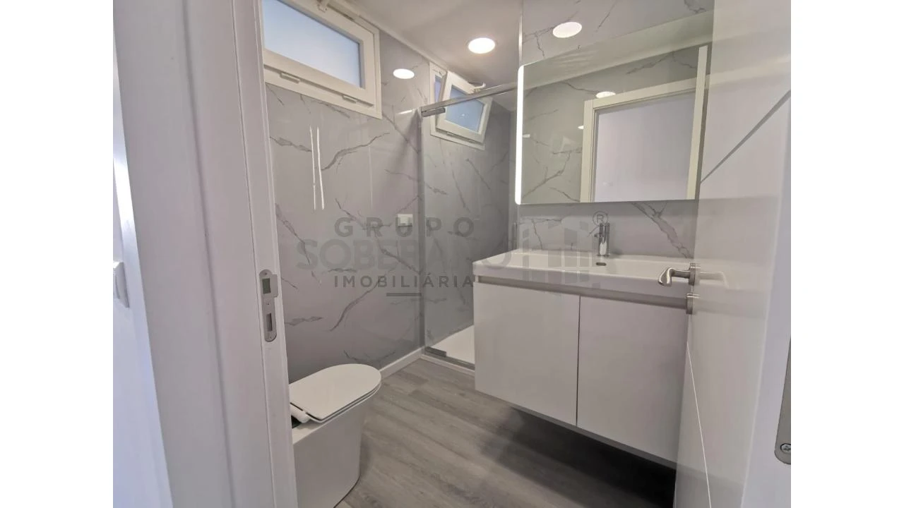 Apartamento T2 para Venda em Oeiras e São Julião da Barra, Paço de Arcos e Caxias Foto 18