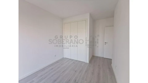 Apartamento T2 para Venda em Corroios