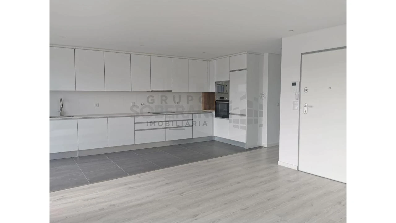 Apartamento T2 para Venda em Corroios Foto 4