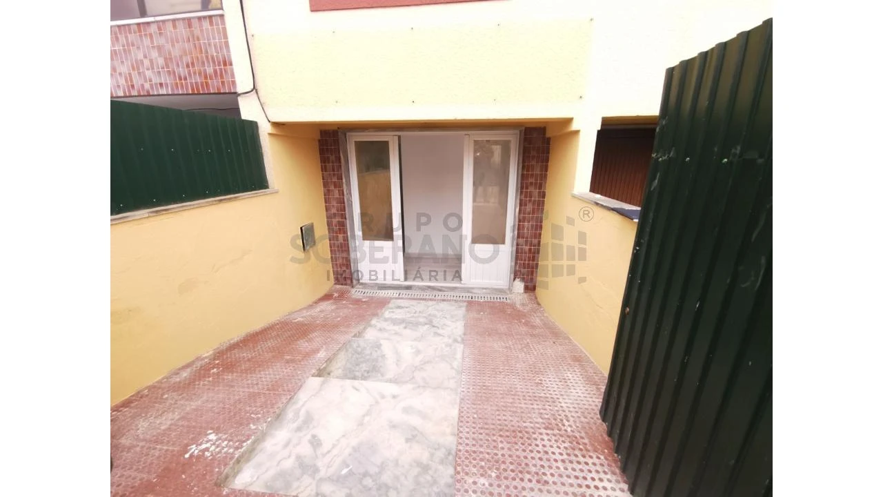 Negócio para Venda em Corroios Foto 15