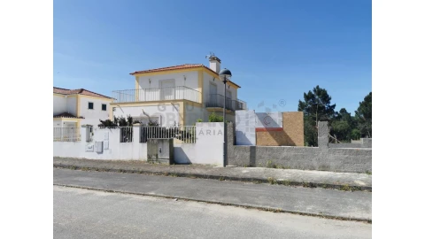 Moradia T3 para Venda em Sesimbra (Castelo)