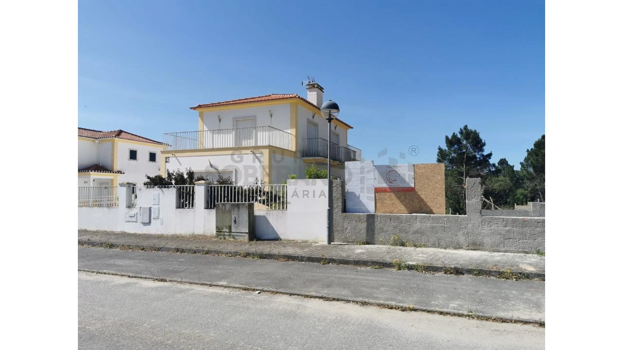 Moradia T3 para Venda em Sesimbra (Castelo) Foto 14