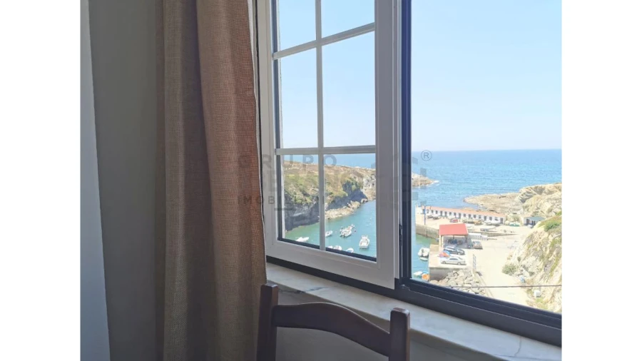 Apartamento T1 para Arrendamento em Porto Covo Foto 4
