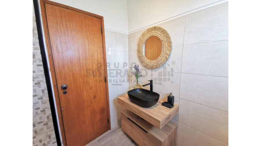 Apartamento T1 para Arrendamento em Porto Covo Foto 22