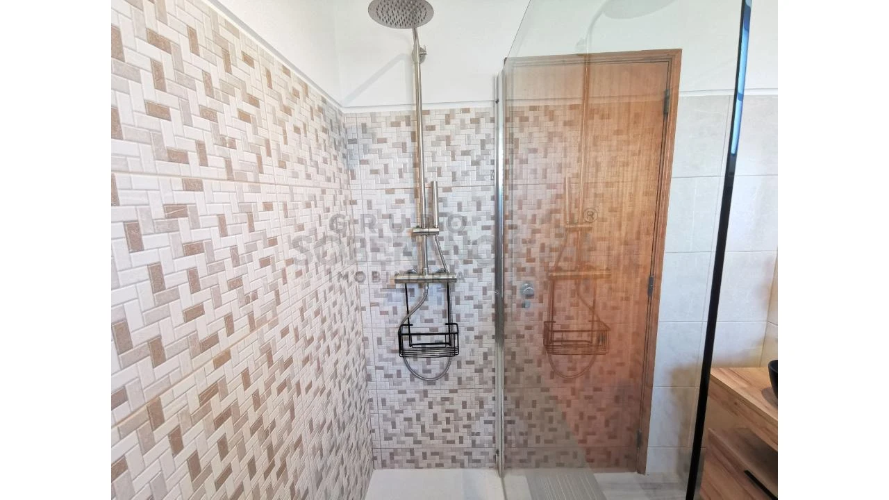 Apartamento T1 para Arrendamento em Porto Covo Foto 16