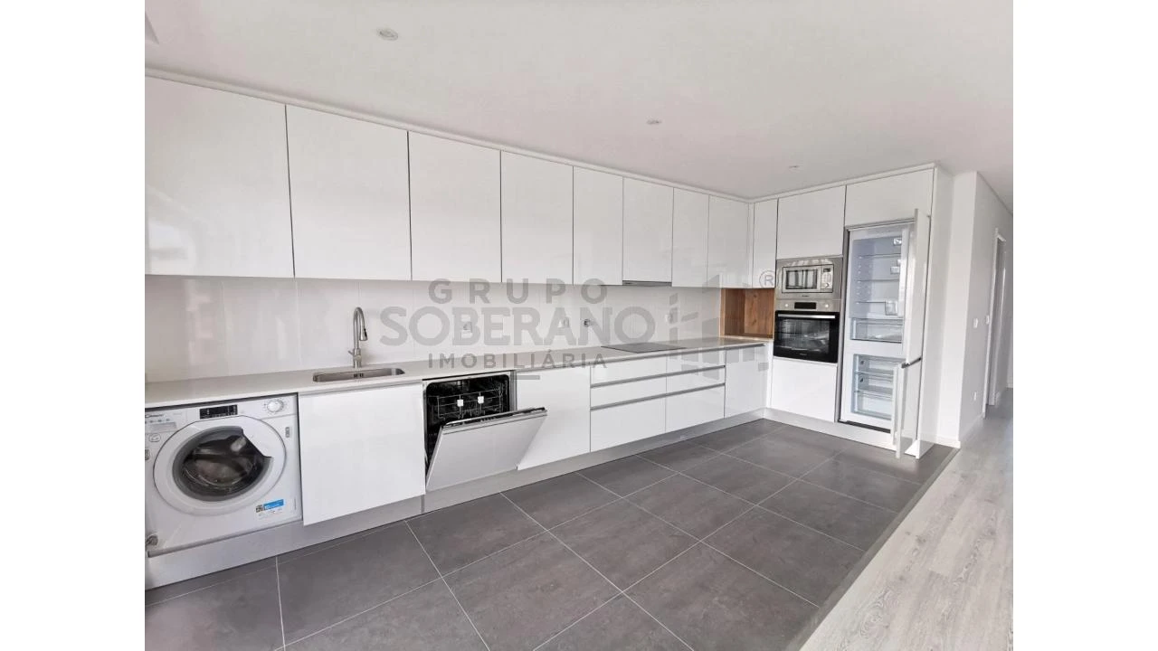 Apartamento T3 para Venda em Corroios Foto 8