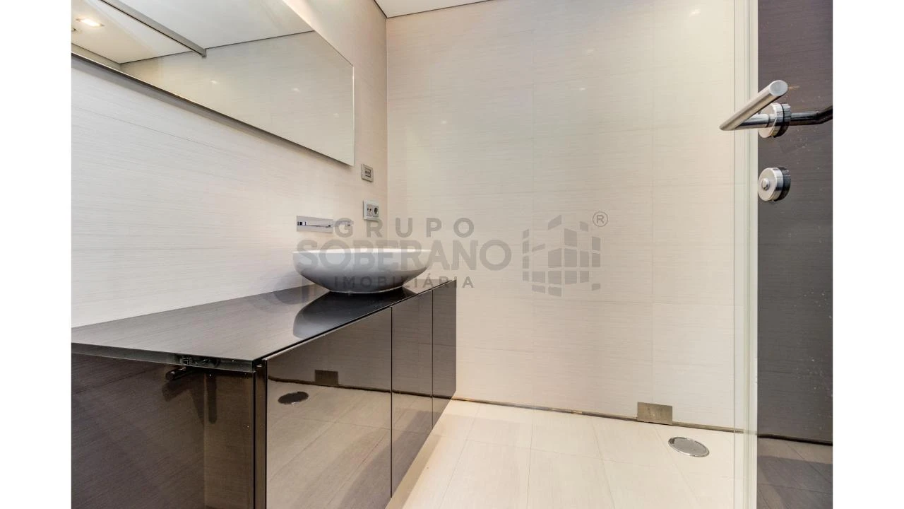 Apartamento T5 para Venda em Avenidas Novas Foto 16