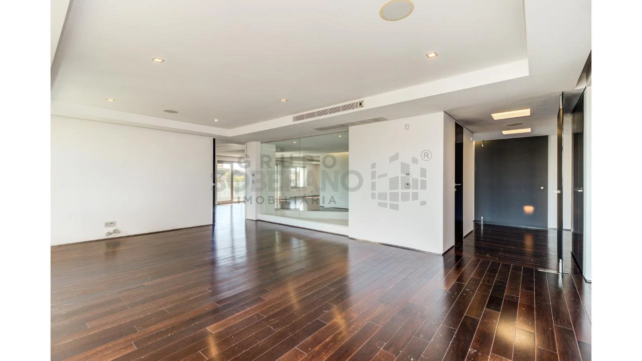Apartamento T5 para Venda em Avenidas Novas Foto 30