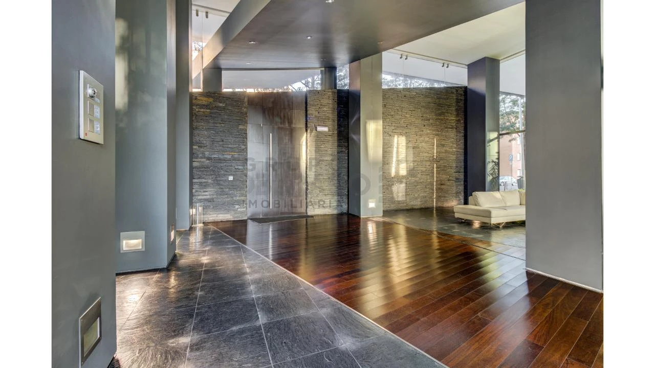 Apartamento T5 para Arrendamento em Avenidas Novas Foto 20