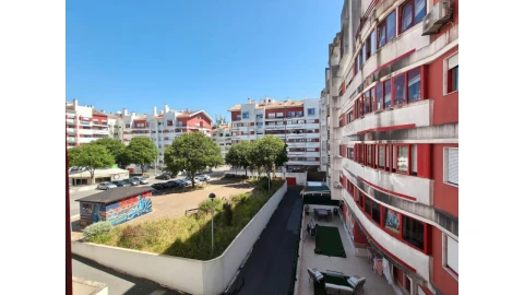 Apartamento T2 para Venda em Algueirão-Mem Martins
