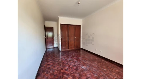 Apartamento T2 para Venda em Algueirão-Mem Martins