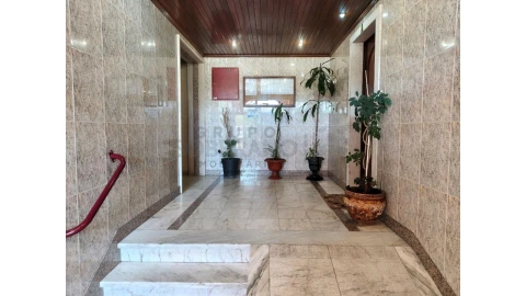 Apartamento T2 para Venda em Algueirão-Mem Martins