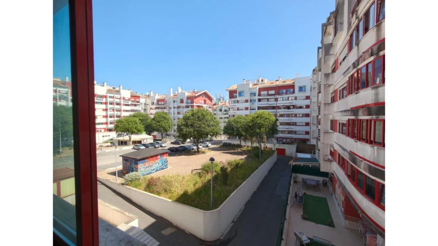 Apartamento T2 para Venda em Algueirão-Mem Martins