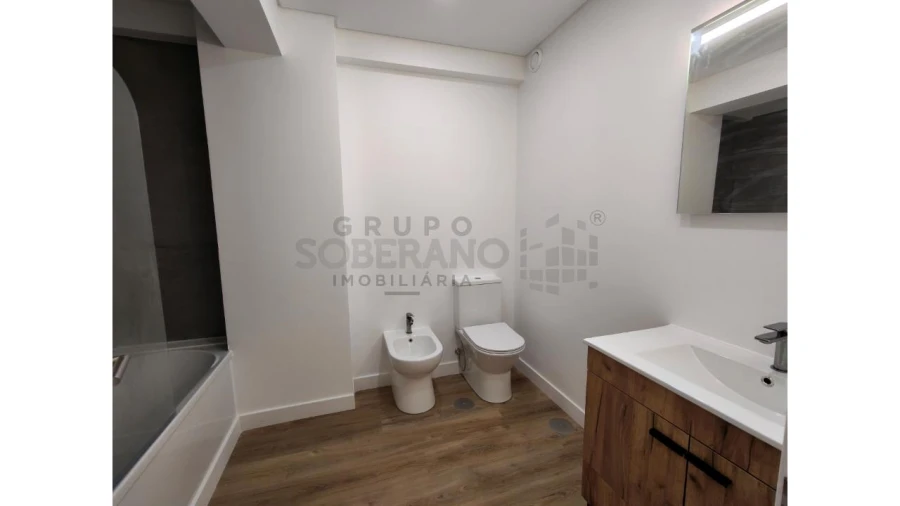 Apartamento T3 para Venda em Benfica Foto 7
