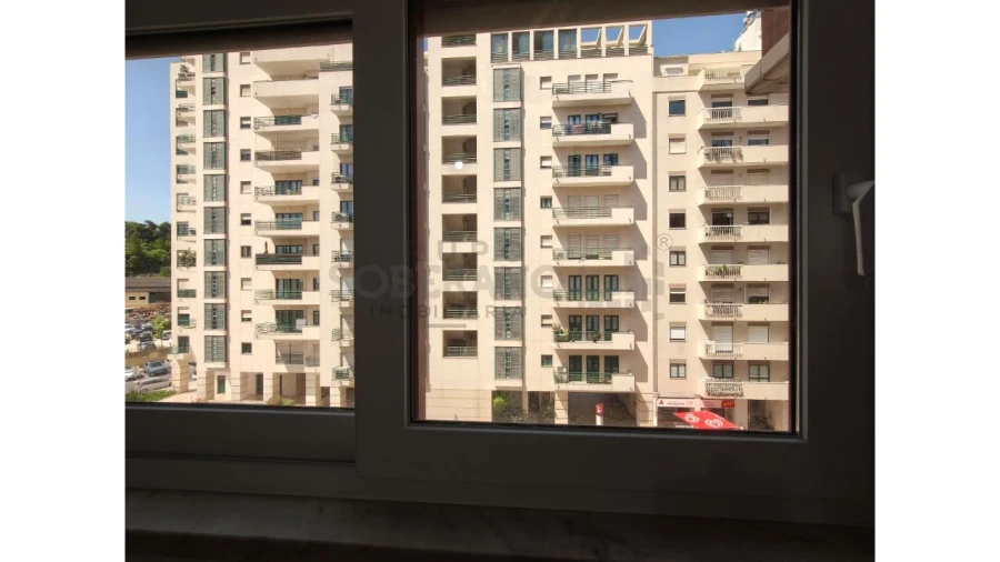 Apartamento T3 para Venda em Benfica Foto 11