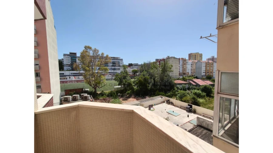 Apartamento T3 para Venda em Benfica Foto 15