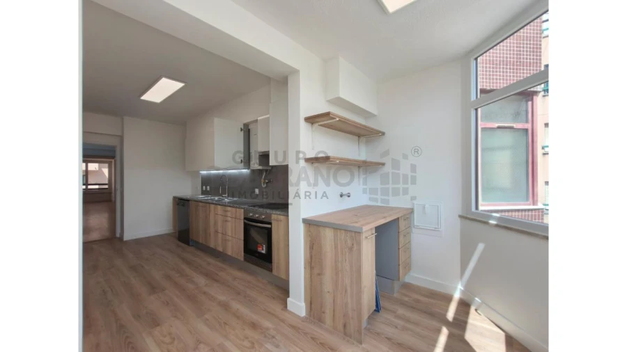Apartamento T3 para Venda em Benfica Foto 7