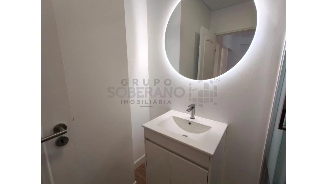 Apartamento T3 para Venda em Benfica Foto 21