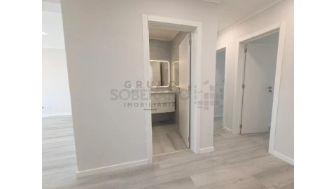Apartamento T4 para Venda em Amora