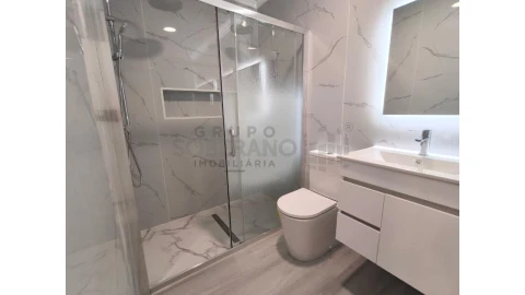 Apartamento T4 para Venda em Amora